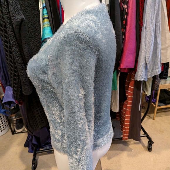 Women's Eyelash Lash Fuzzy Blue Sweater - L - Picture 5 of 5